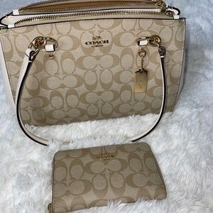 Coach handbag and wallet set